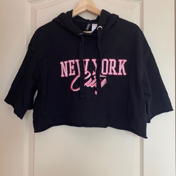 New York City Cropped Hoodie - Picture 1 of 5